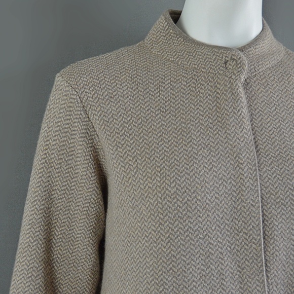 Hekla & Co Merino Cardigan - Picture 5 of 6